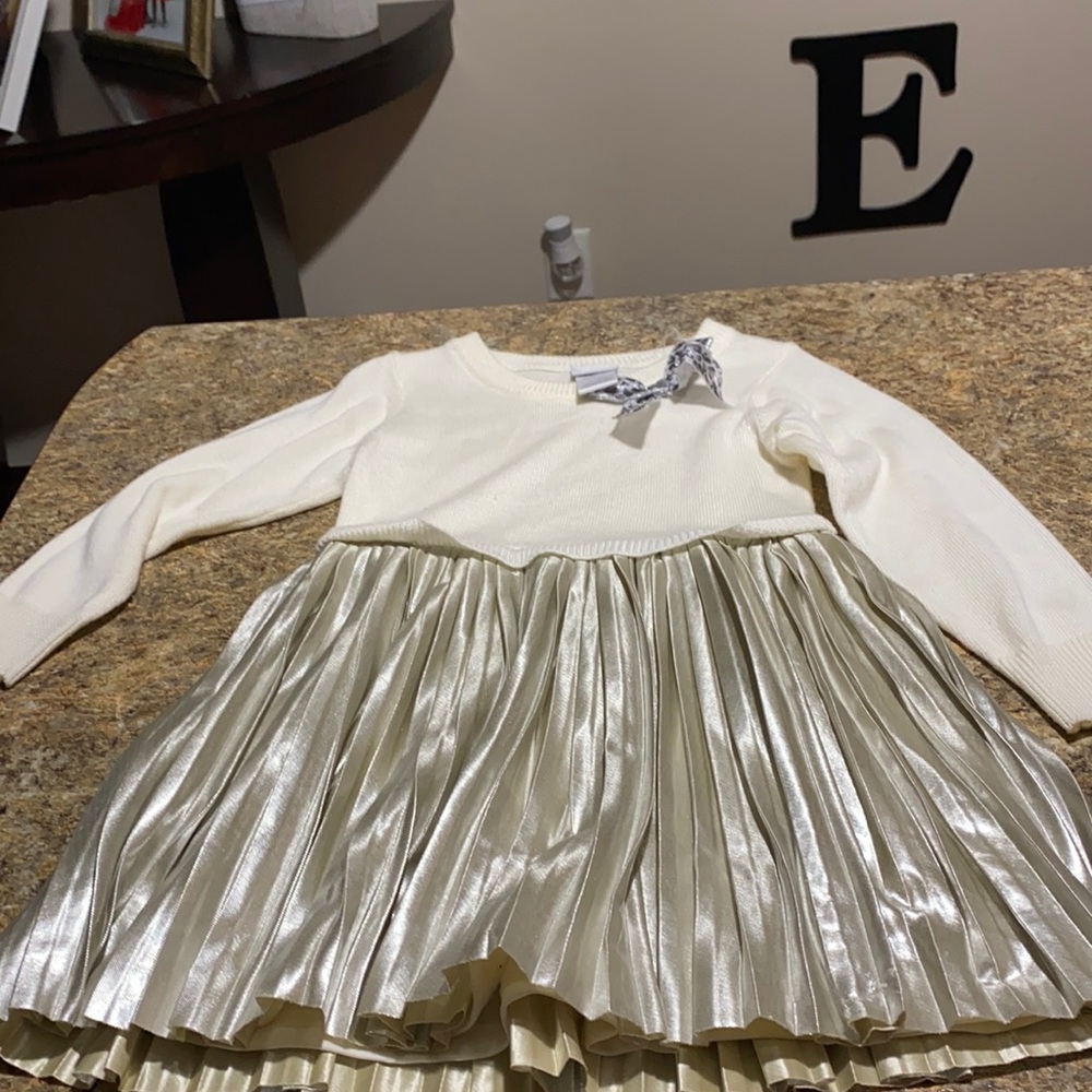 Off white cute Christmas free for ur little one